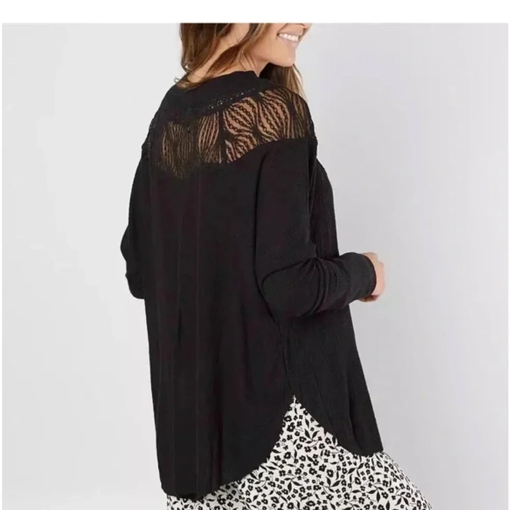 Free People Spring Valley Waffle Knit Long Sleeve Lace Trim Oversized Top Sz XS